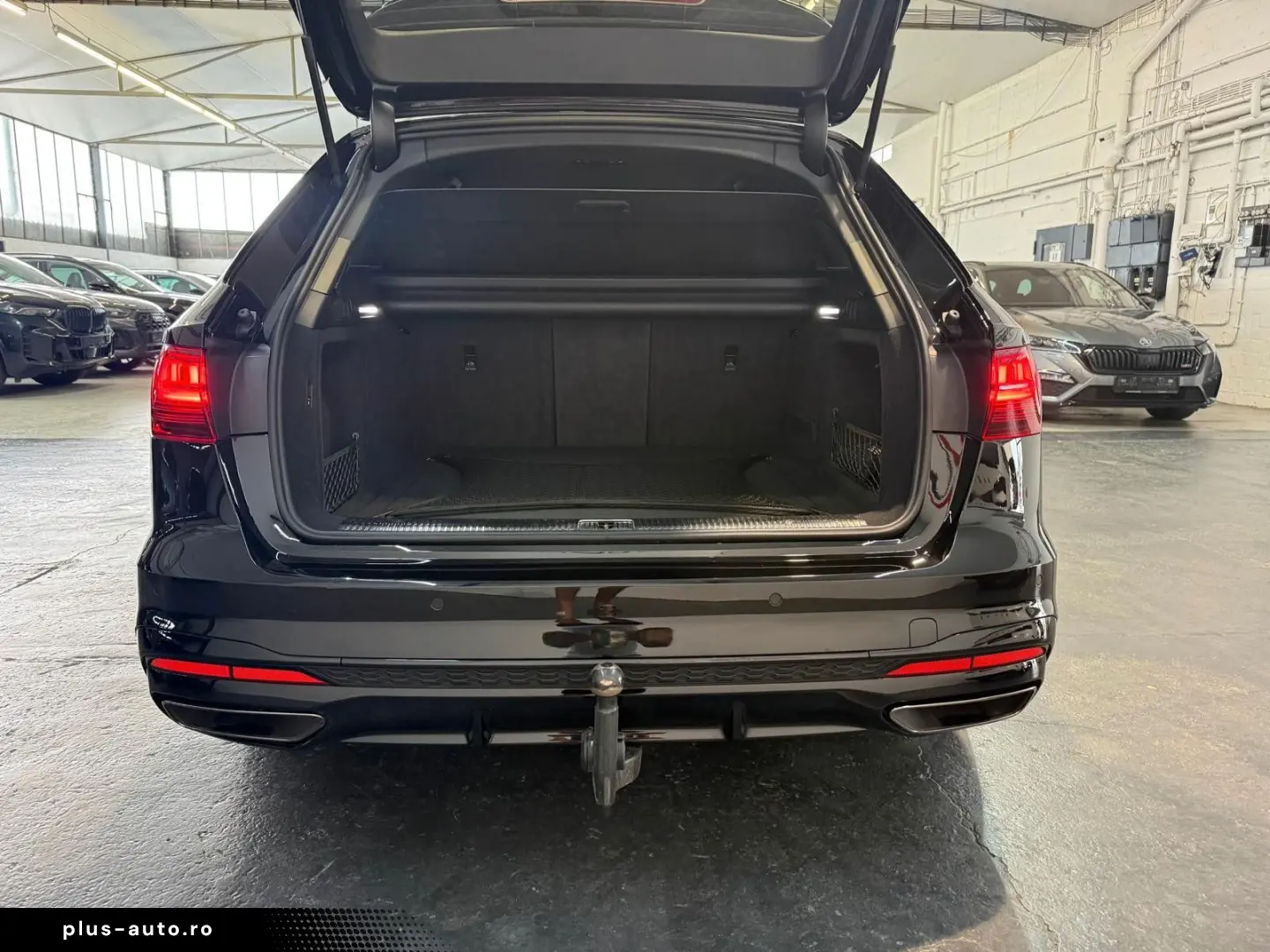 AUDI A4 Avant 40 TFSI qu. 3x S line  MATRIX