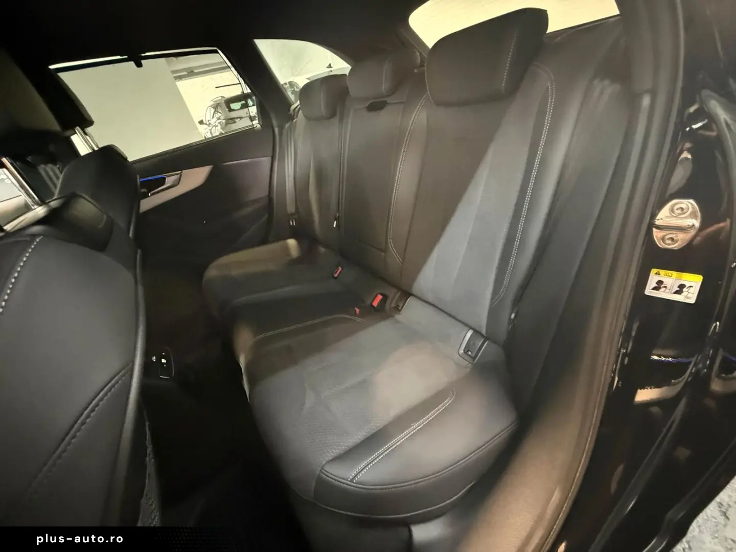 AUDI A4 Avant 40 TFSI qu. 3x S line  MATRIX