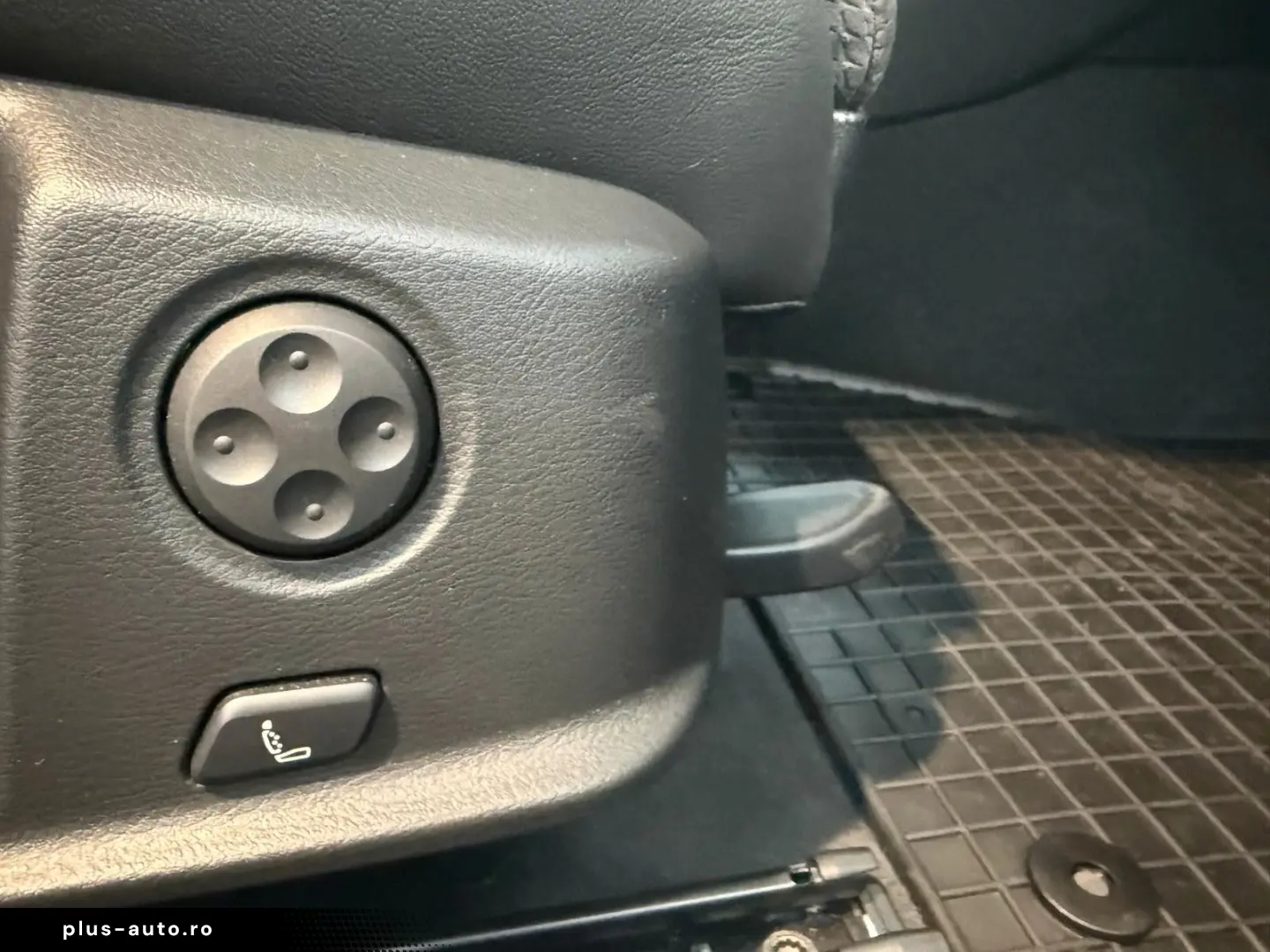 AUDI A4 Avant 40 TFSI qu. 3x S line  MATRIX