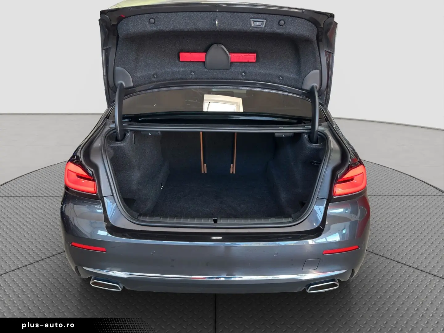 BMW 520d Luxury LC.PRO LASER