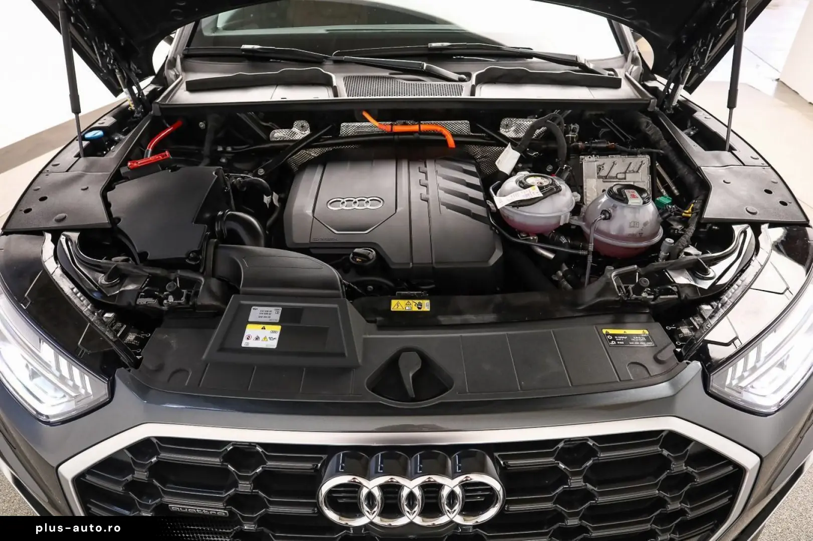 AUDI Q5 S line 50 TFSI e qu. Pano  Assist  Matrix