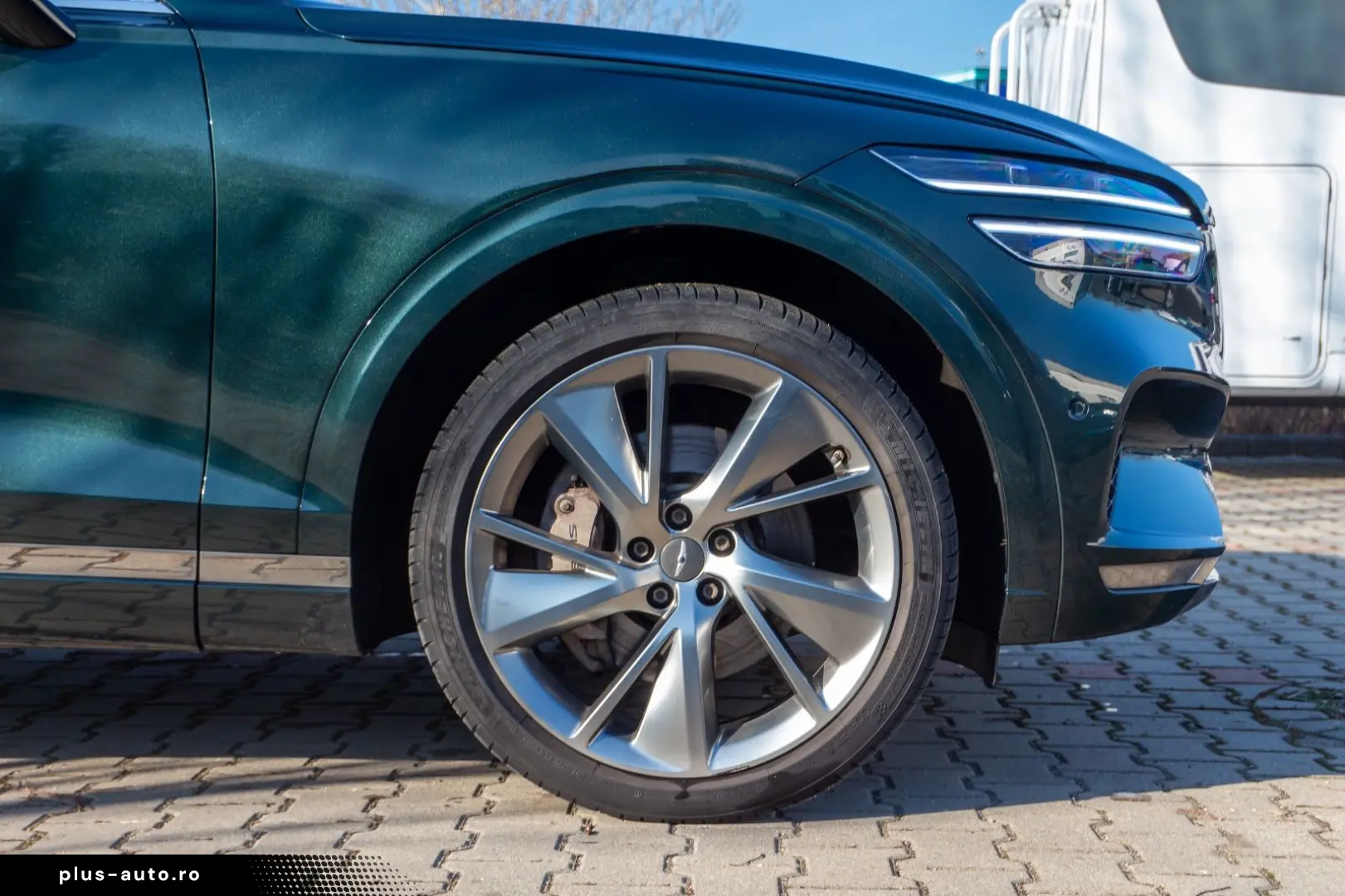 GENESIS GV70 2.5T Luxury 4WD