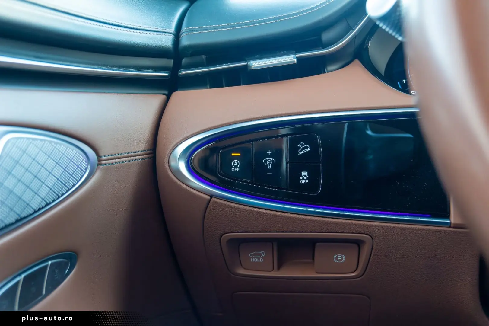 GENESIS GV70 2.5T Luxury 4WD