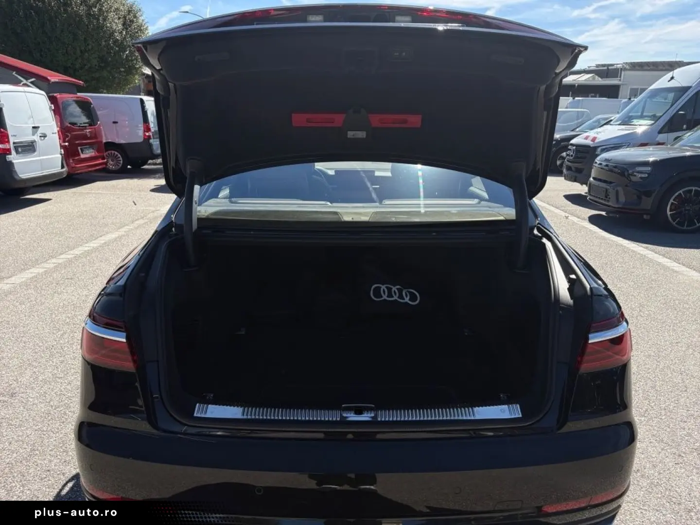 AUDI A8 60 TFSIe quattro L S-line FOND NIGHT HUD PANO