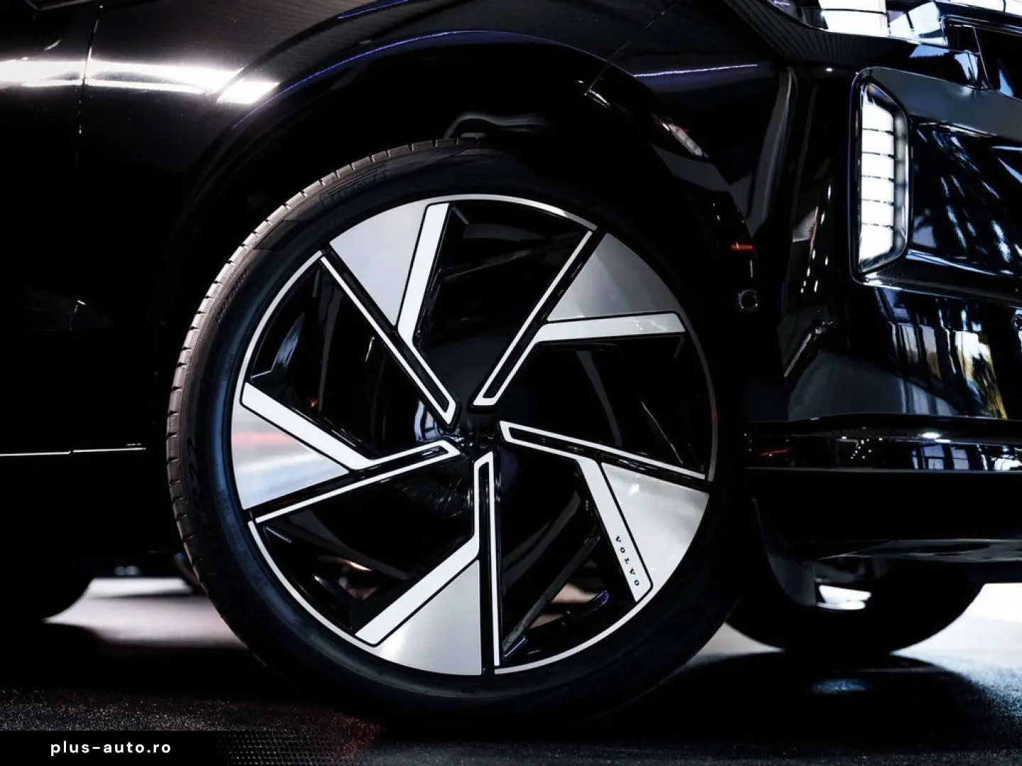 VOLVO EX90 107 kWh AWD - 22