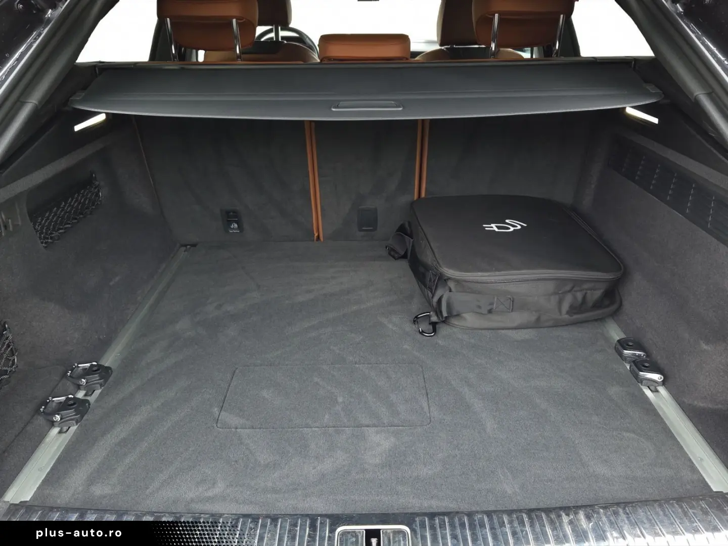 AUDI Q8 55 TFSI e quattro S line HD Matrix B&O Standh