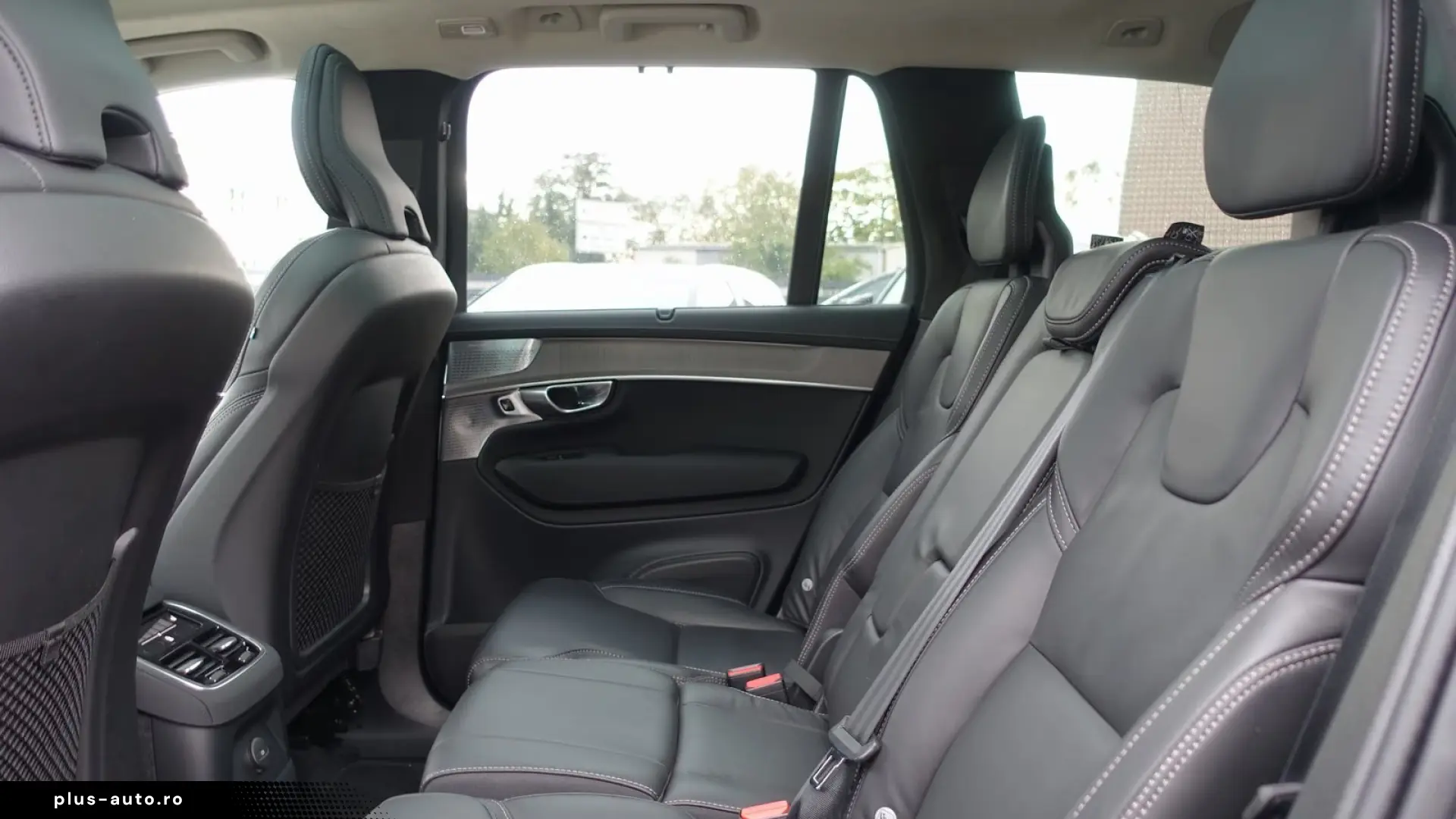 Volvo XC90Ultra Bright T8 AWD PANO B&W