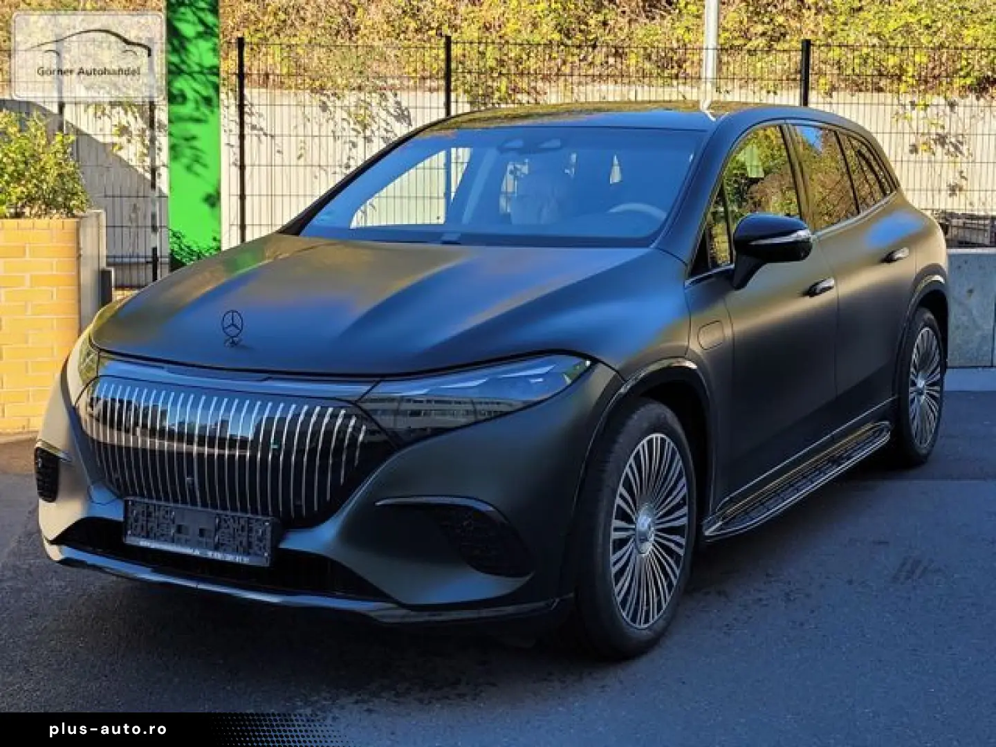 MERCEDES-BENZ EQS SUV 680 Maybach Night Series First-Class