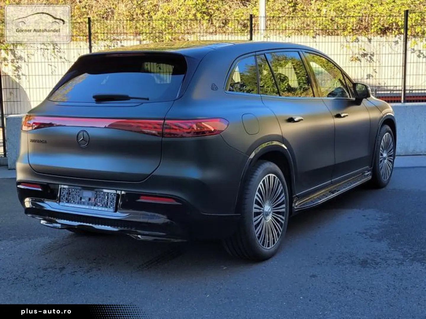 MERCEDES-BENZ EQS SUV 680 Maybach Night Series First-Class