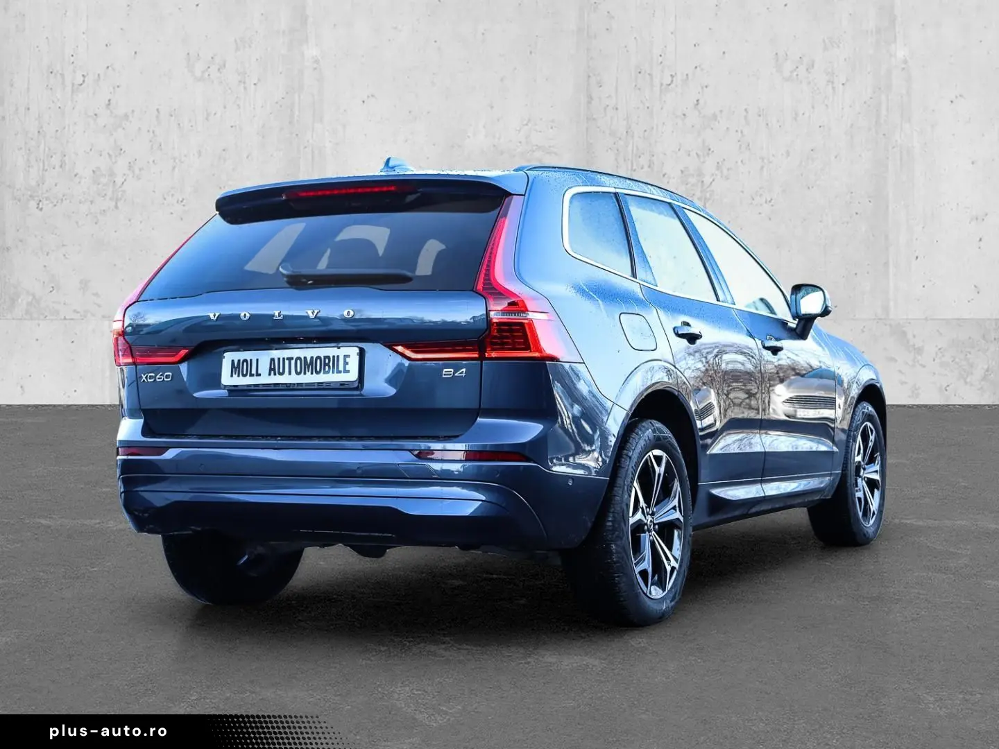 VOLVO XC60 Momentum Pro 2WD