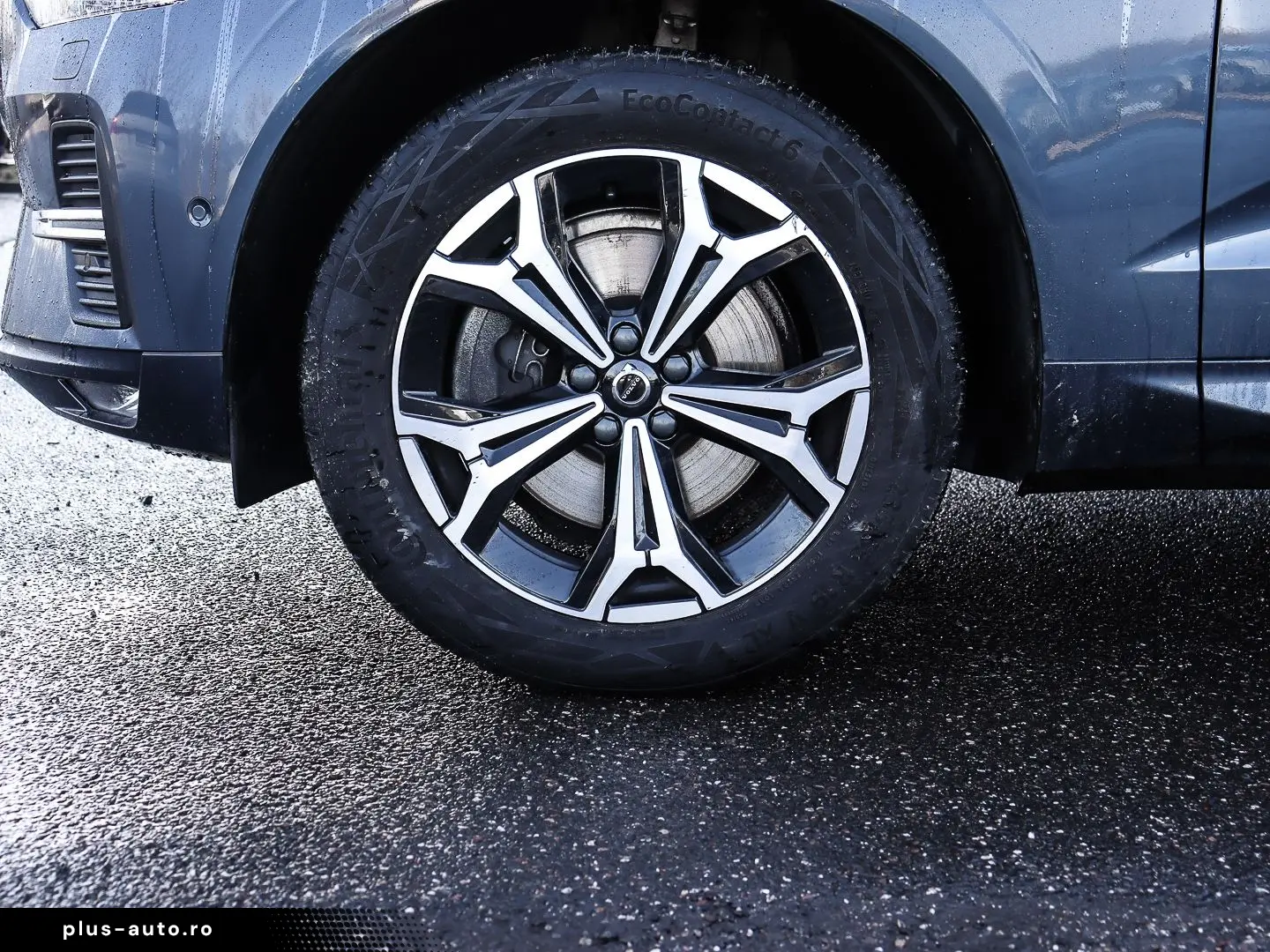 VOLVO XC60 Momentum Pro 2WD