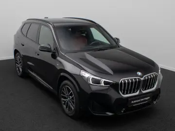 BMW X1 sD20i M Sport AHK 360 ACC  18