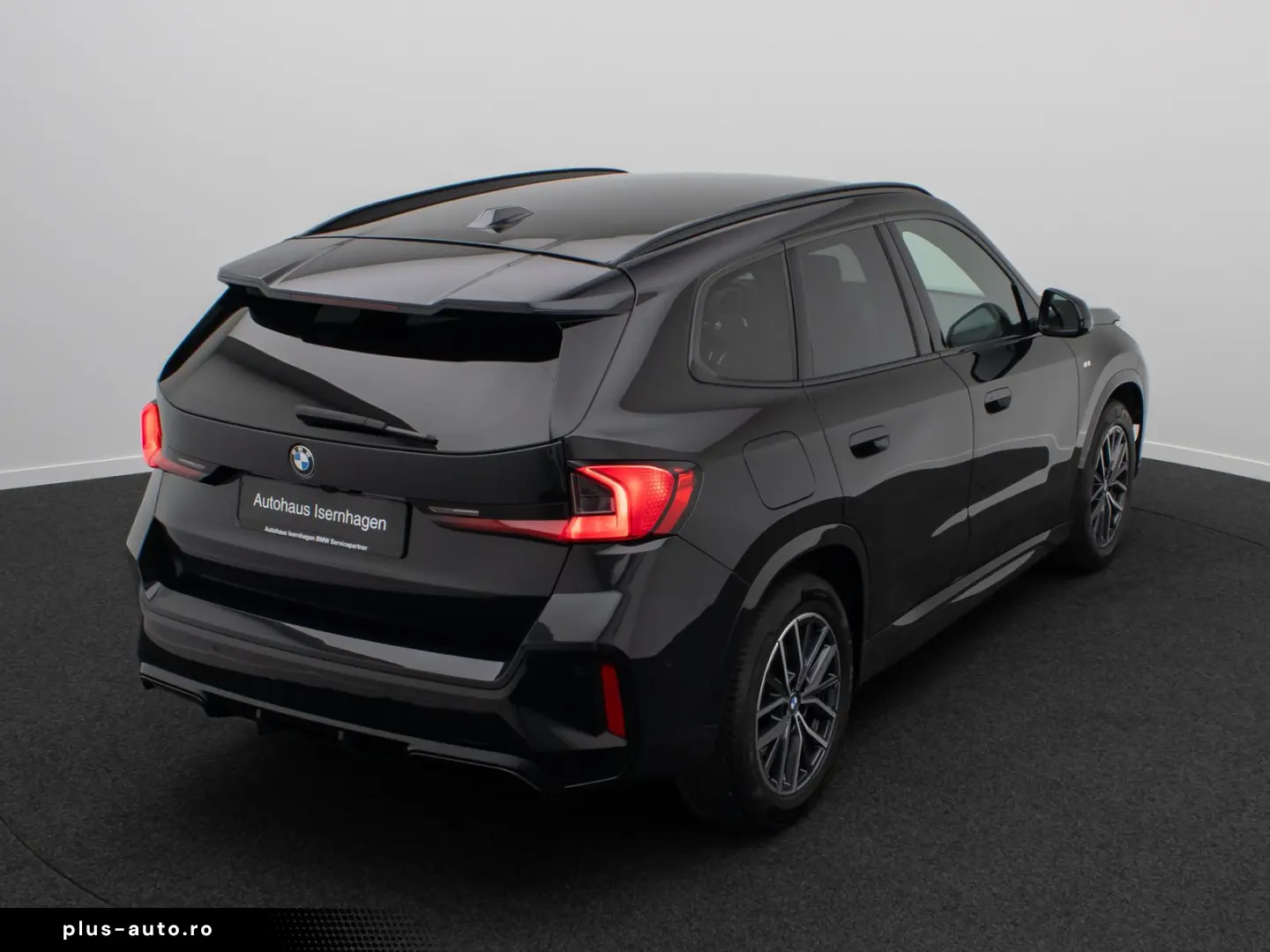 BMW X1 sD20i M Sport AHK 360 ACC  18
