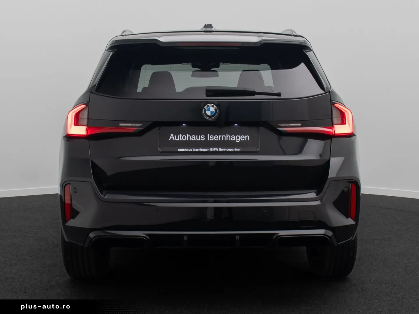 BMW X1 sD20i M Sport AHK 360 ACC  18