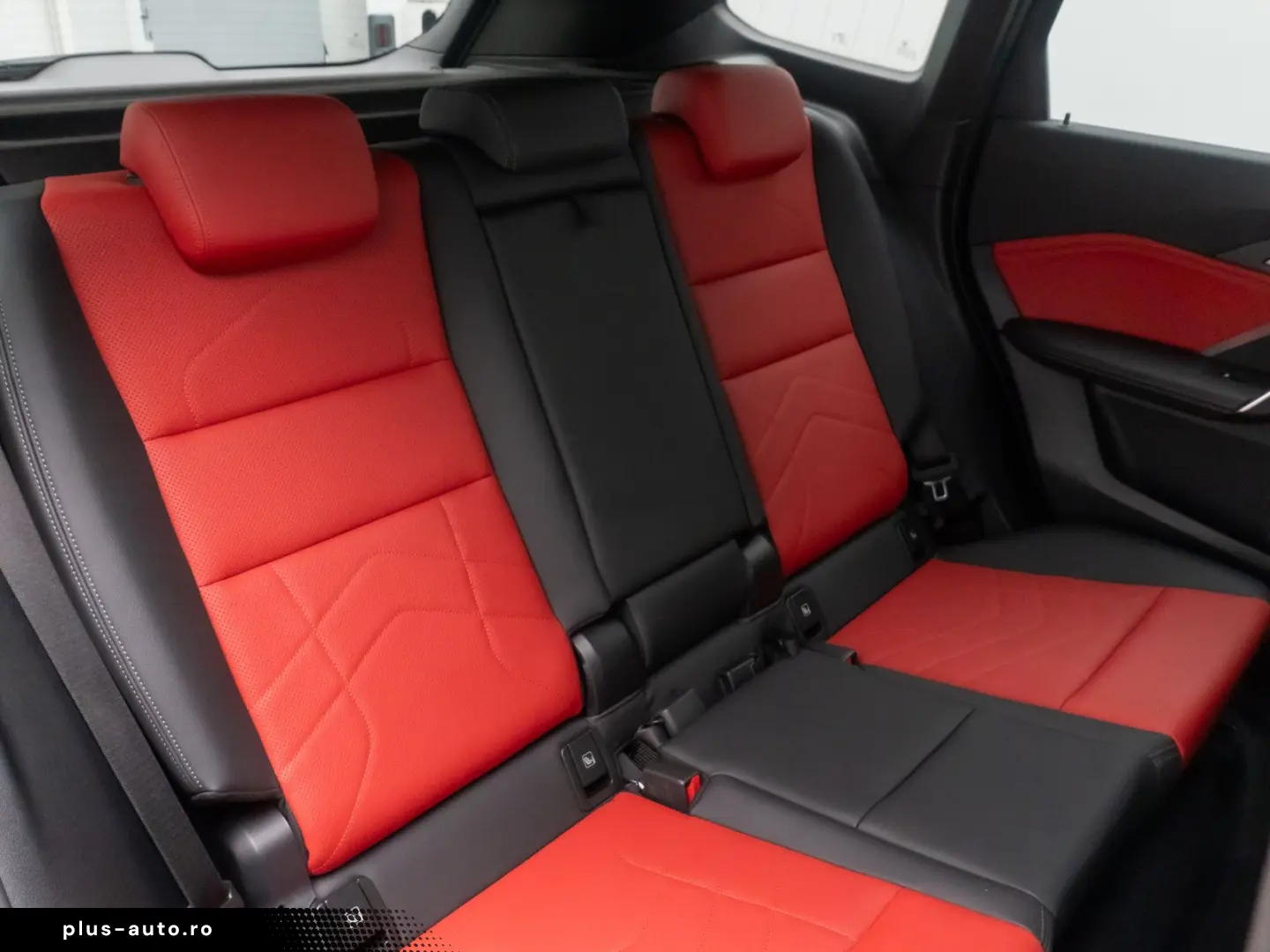 BMW X1 sD20i M Sport AHK 360 ACC  18