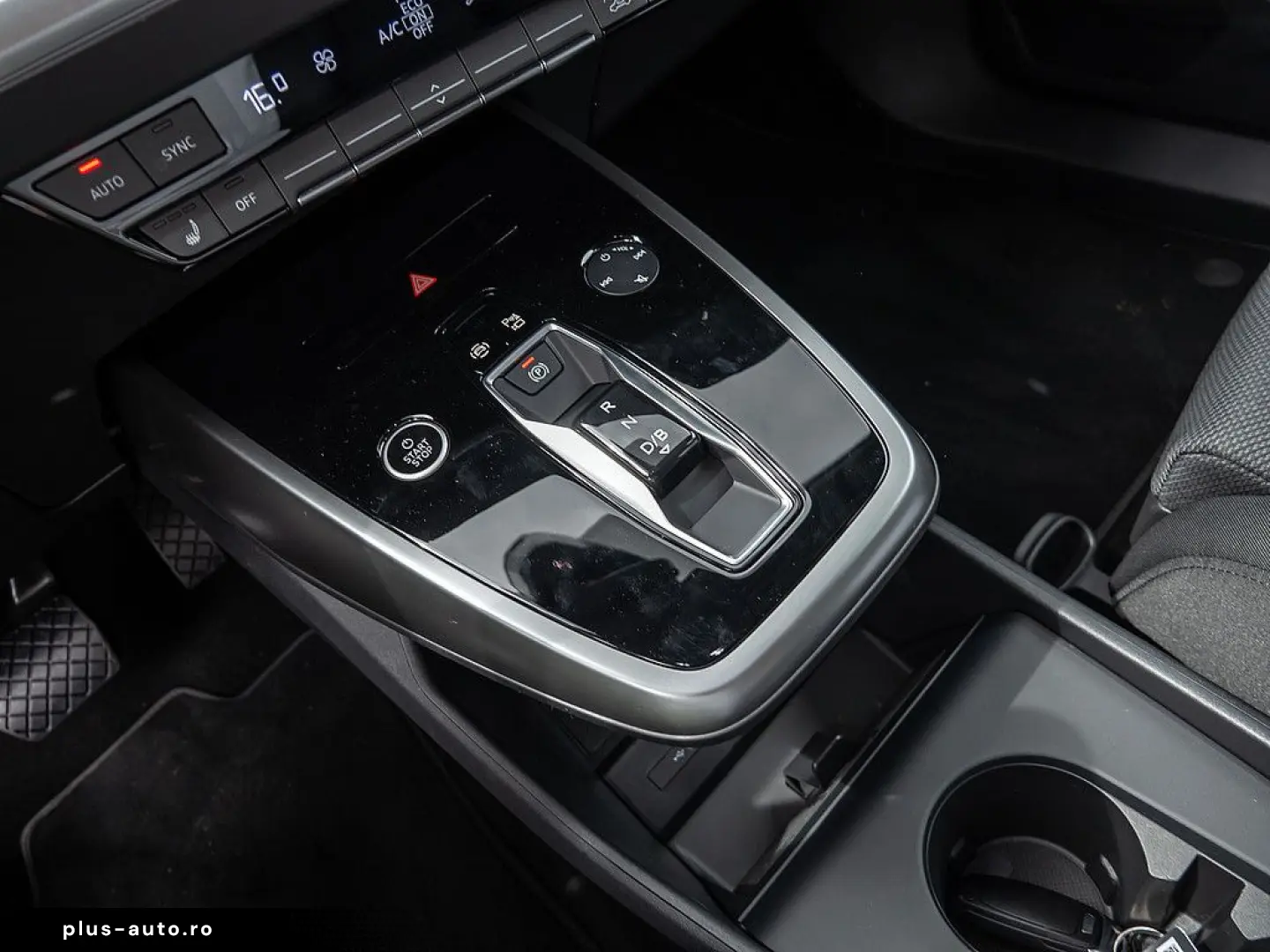 AUDI Q4 e-tron 45 ACC HUD LED 360