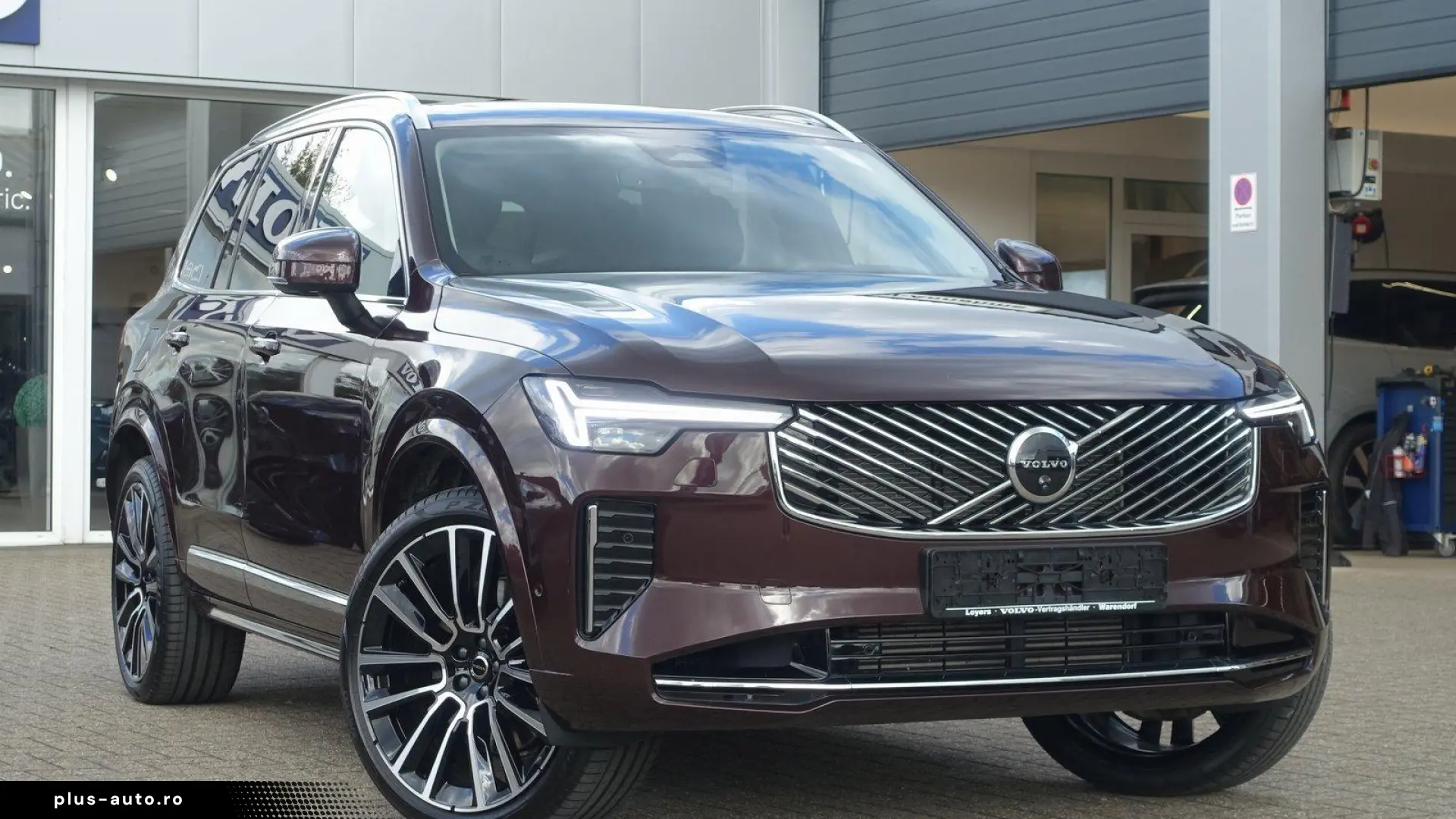 Volvo XC90 Ultra T8 AWD Plug-in B&W HUD Pano