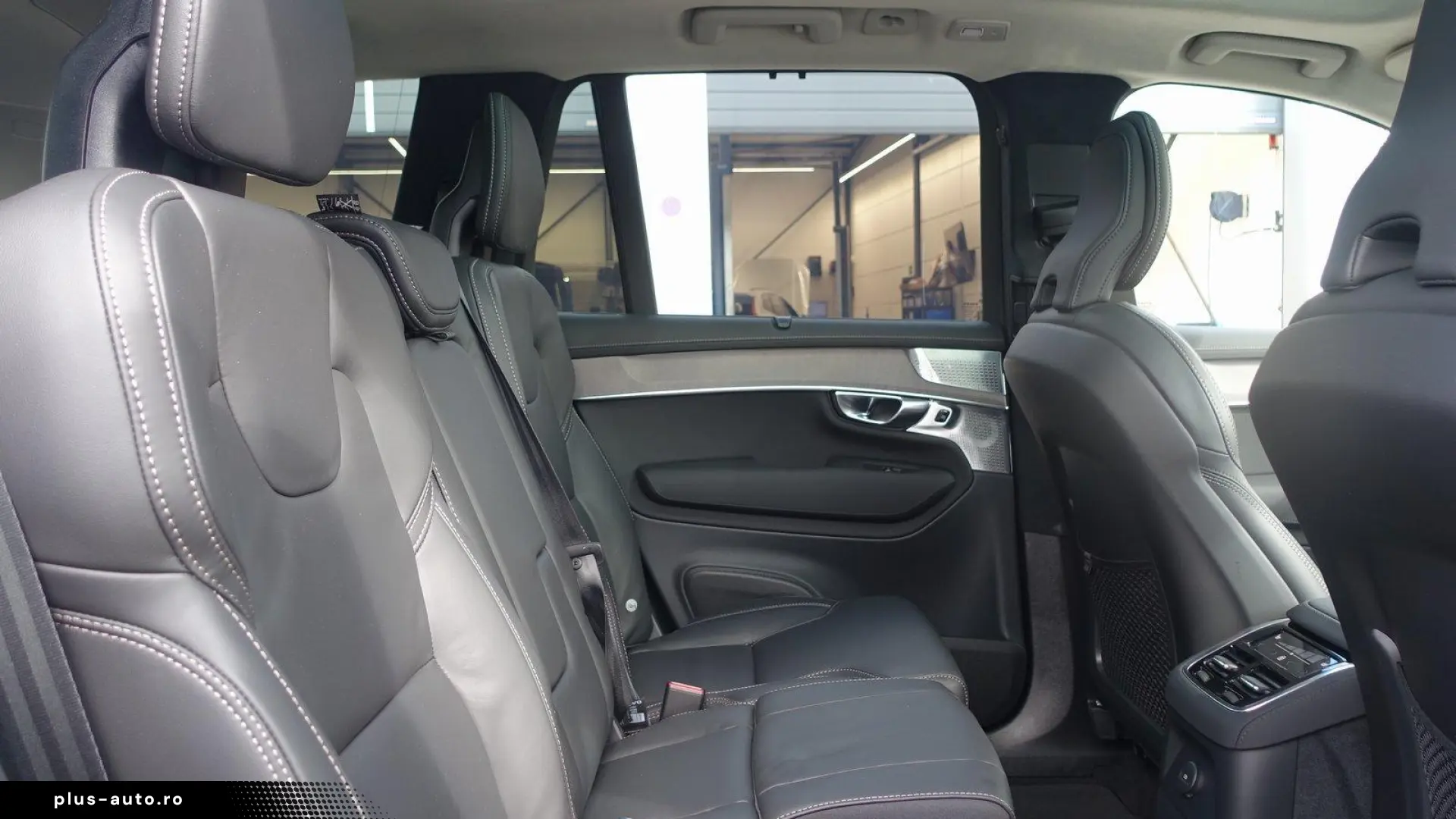 Volvo XC90 Ultra T8 AWD Plug-in B&W HUD Pano