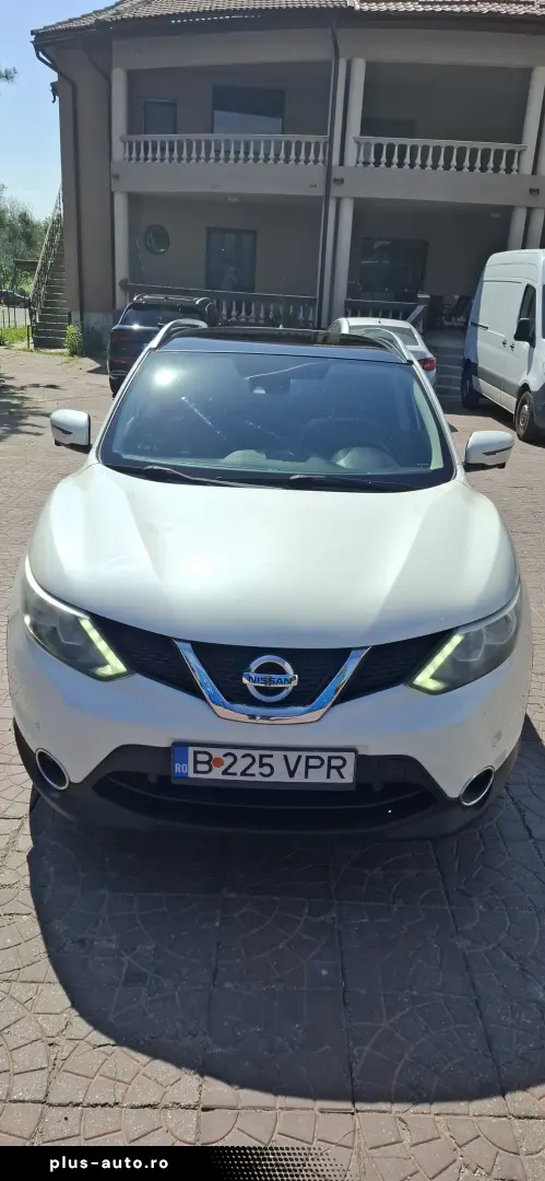 Nissan Qashqai 1.5 DCI Start Stop  Panoramic Camere 360