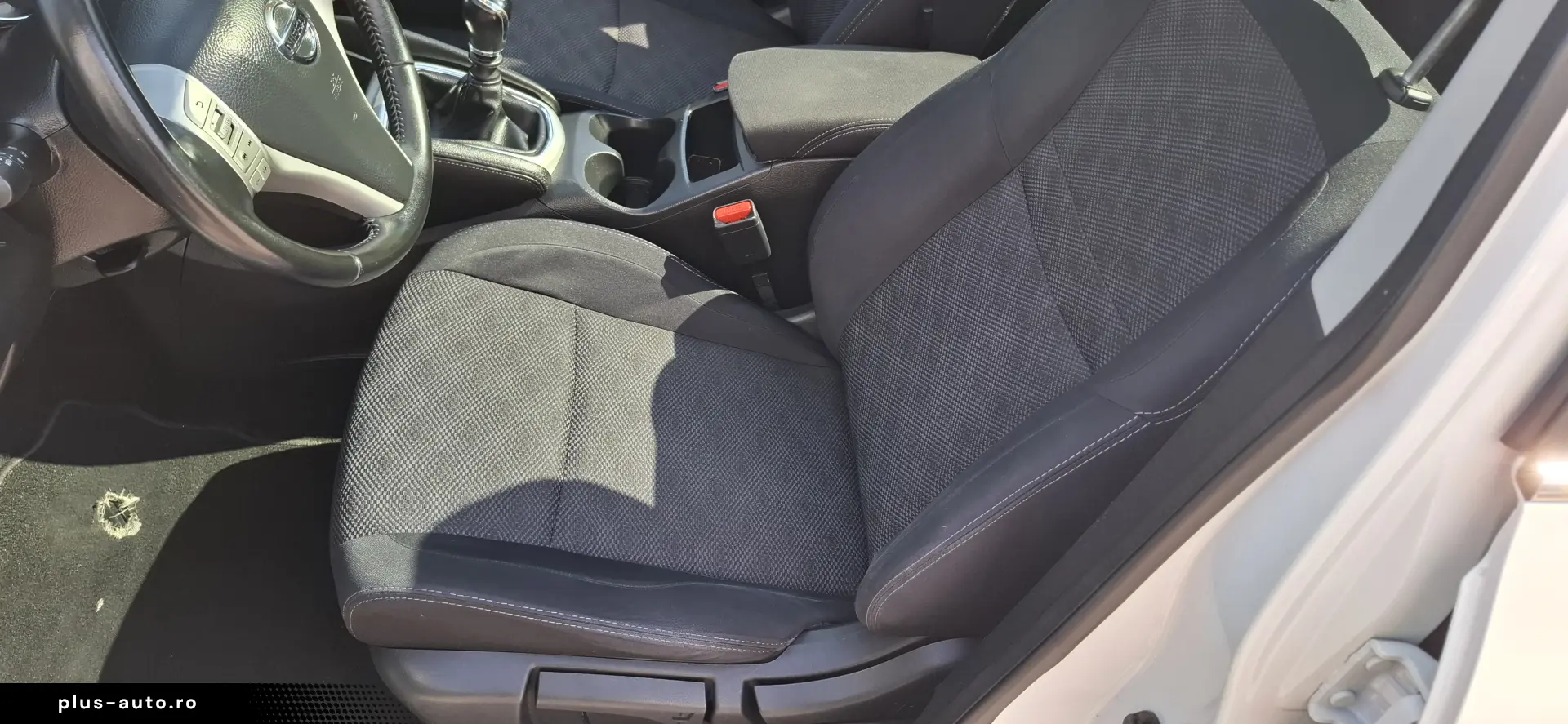 Nissan Qashqai 1.5 DCI Start Stop  Panoramic Camere 360
