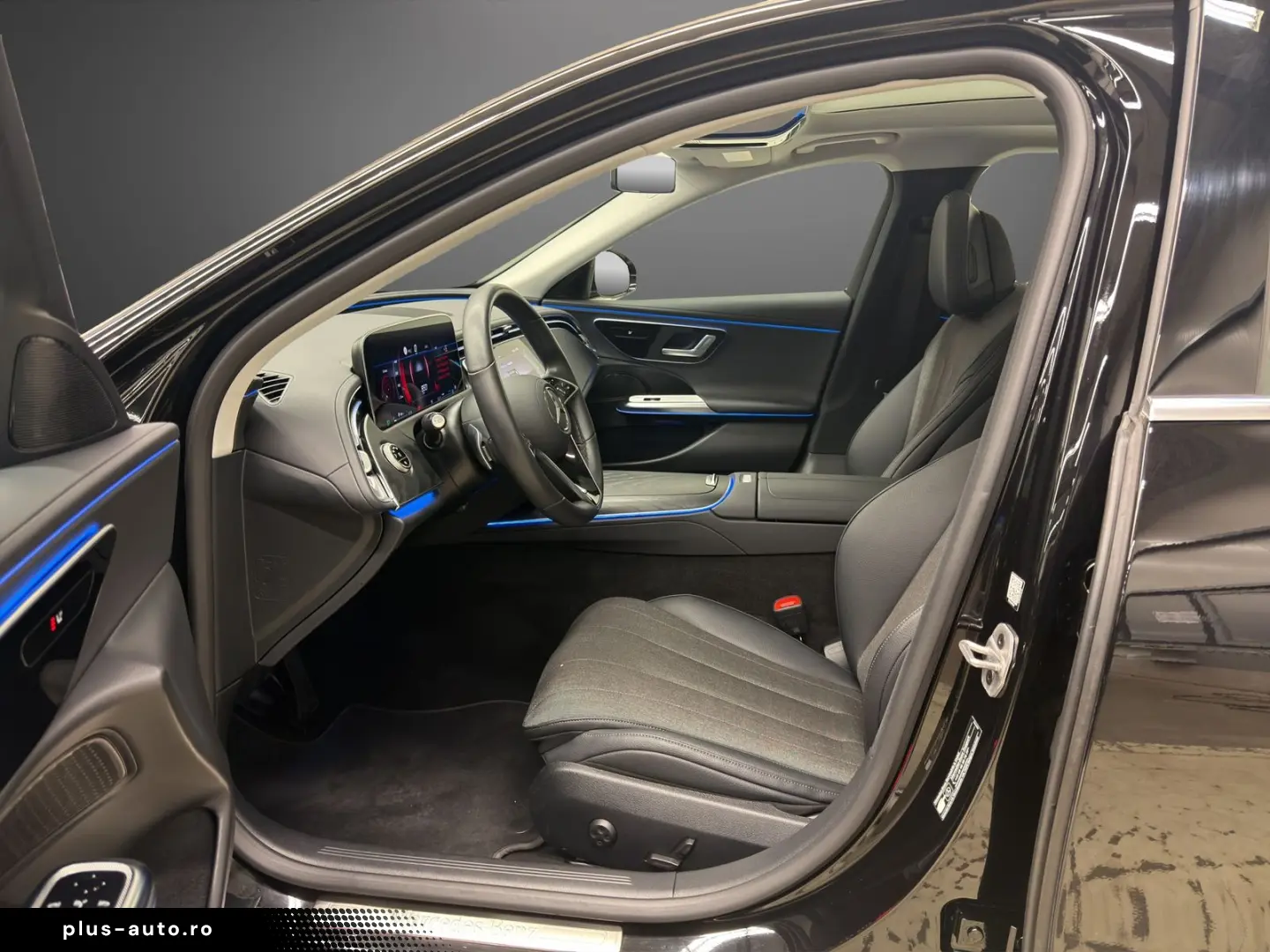 MERCEDES-BENZ E 220 d Avantgarde Pano Keyless Totwinkel MBUX