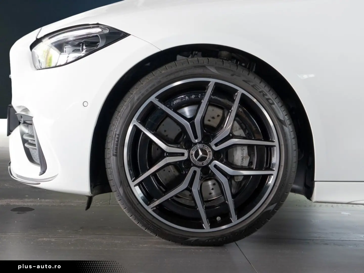 MERCEDES-BENZ C 300  AMG Night Pano LED Kamera Navi Sound