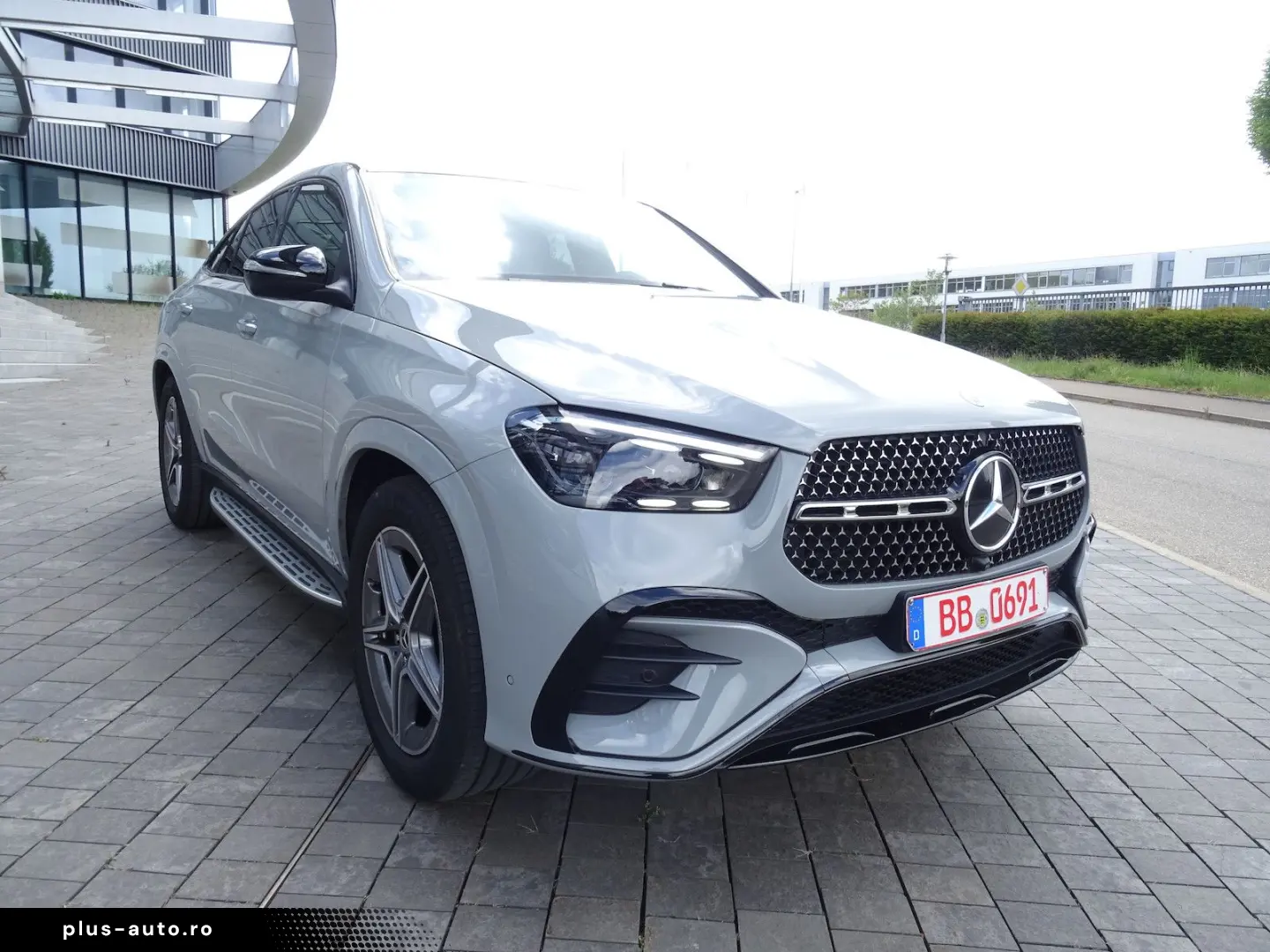MERCEDES-BENZ GLE 300 d 4M Coupe AMG Pano AHK Airmatic Burm