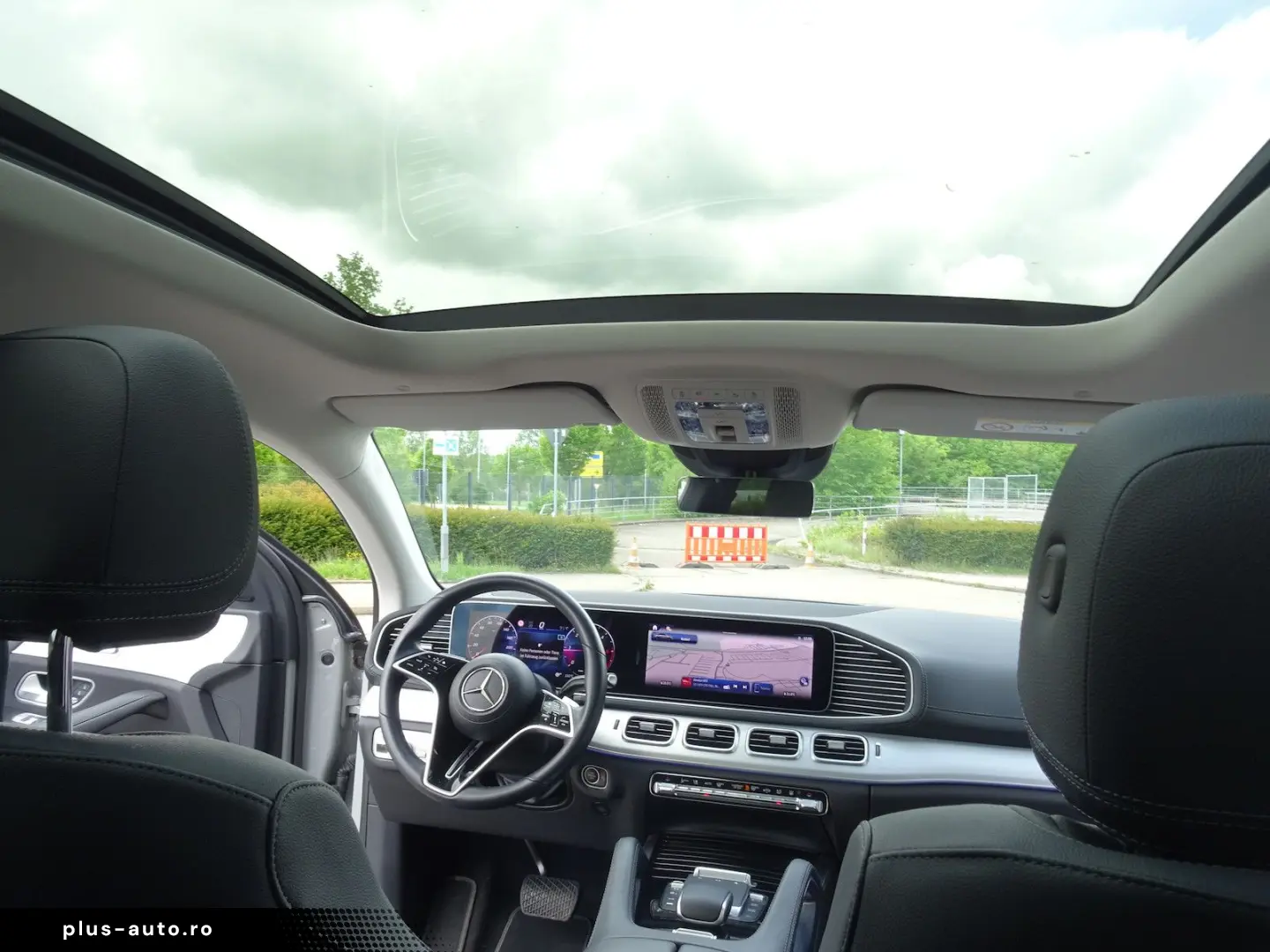 MERCEDES-BENZ GLE 300 d 4M Coupe AMG Pano AHK Airmatic Burm