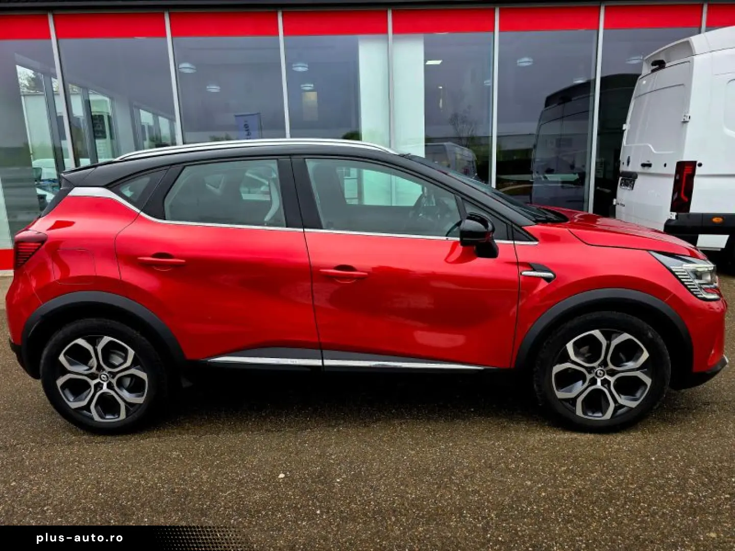 RENAULT CAPTUR 1.3 TCe MHEV 140CP techno EDC