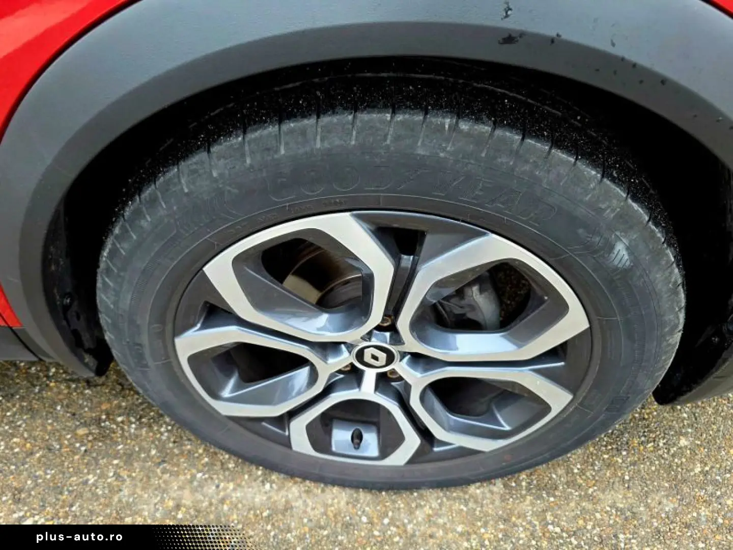 RENAULT CAPTUR 1.3 TCe MHEV 140CP techno EDC