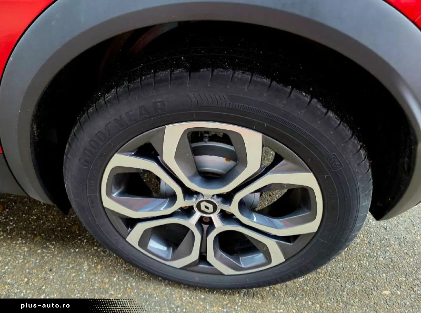 RENAULT CAPTUR 1.3 TCe MHEV 140CP techno EDC
