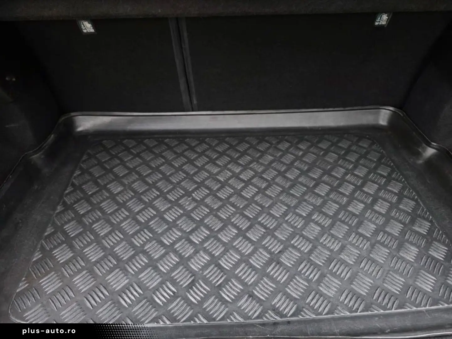 RENAULT CAPTUR 1.3 TCe MHEV 140CP techno EDC