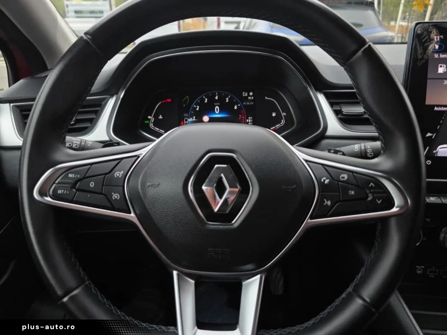 RENAULT CAPTUR 1.3 TCe MHEV 140CP techno EDC