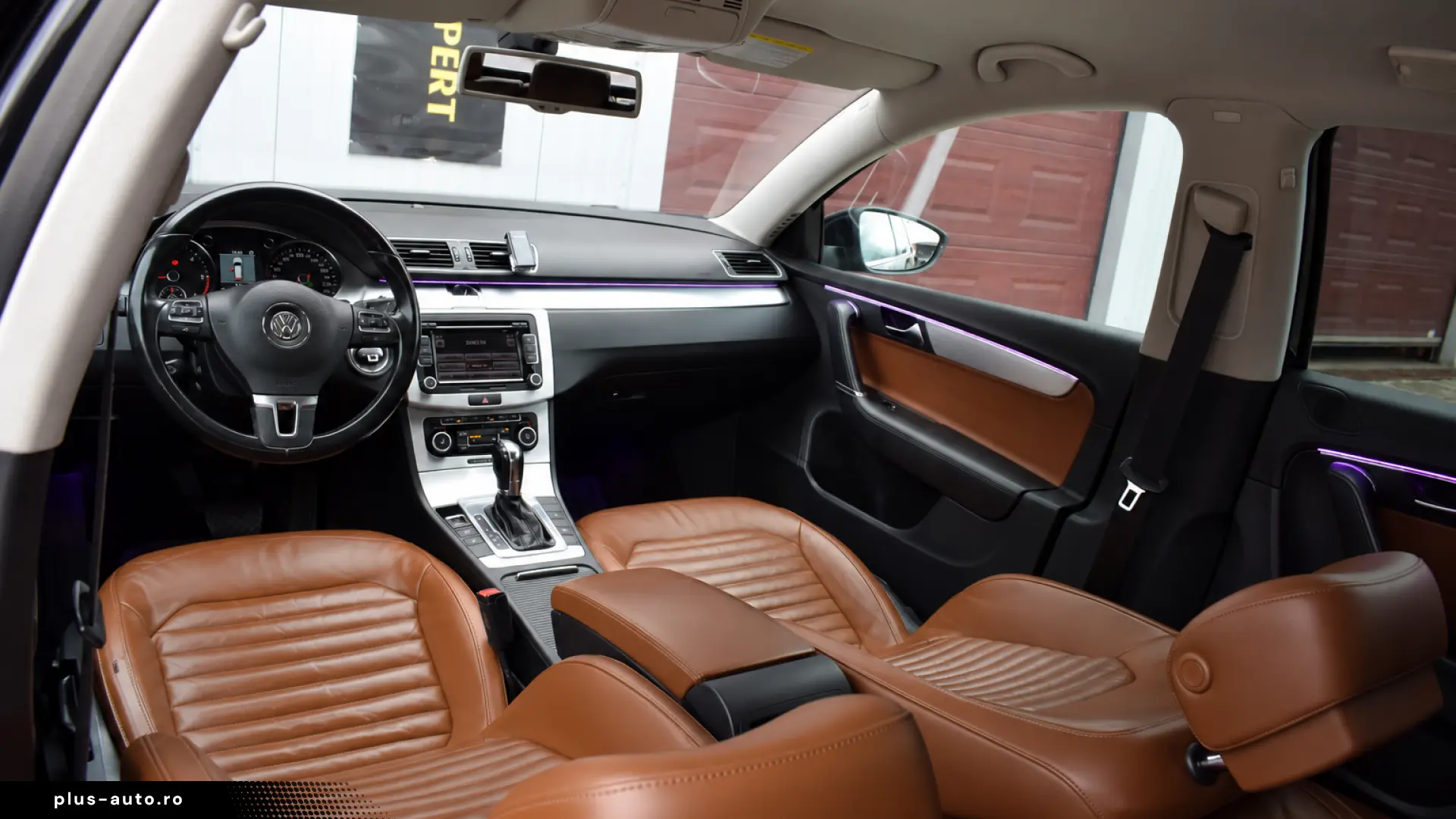 Volkswagen Passat 2.0TDI DSG Highline bixenon piele maro