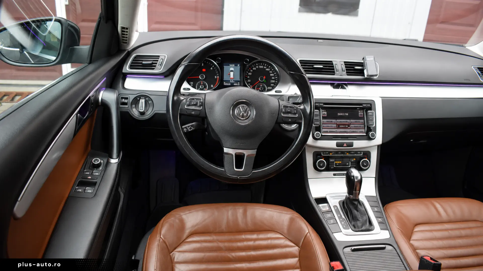 Volkswagen Passat 2.0TDI DSG Highline bixenon piele maro