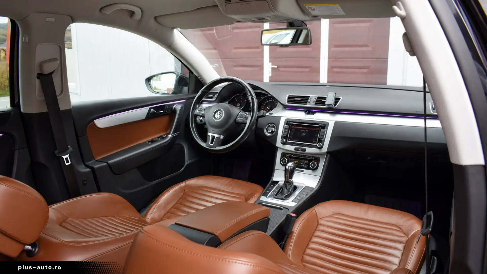 Volkswagen Passat 2.0TDI DSG Highline bixenon piele maro