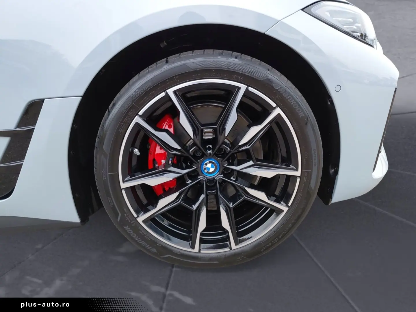 BMW i4 M50 M Sportpaket Pro Glasdach AHK Head UP Dis