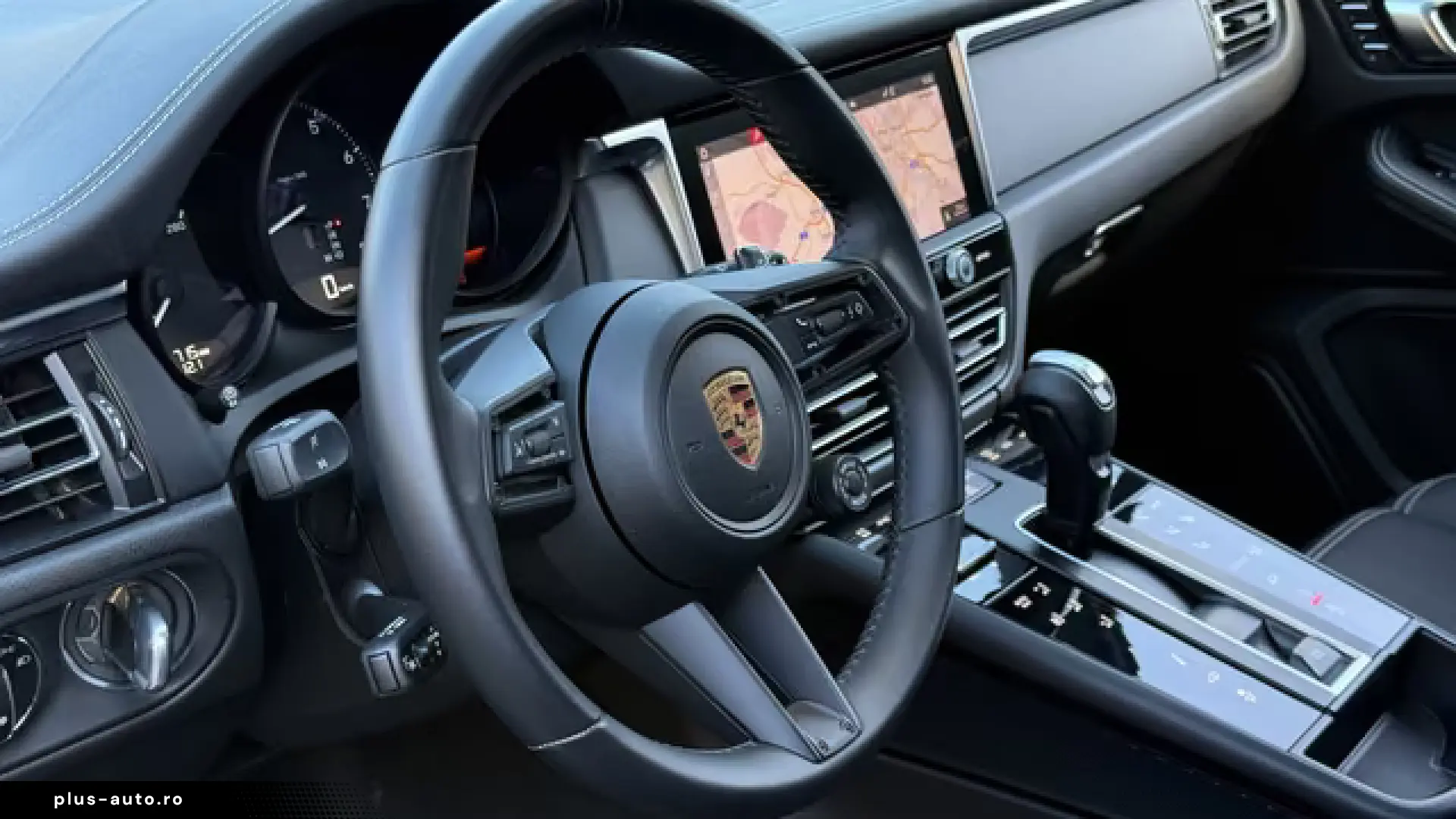Porsche Macan SPORT-