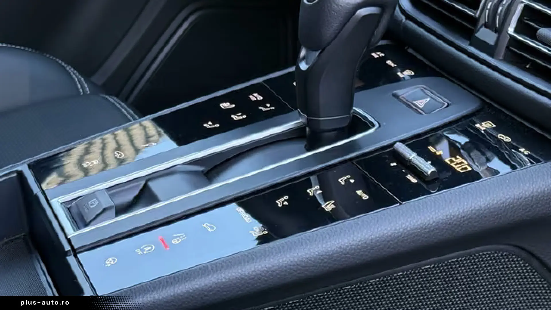 Porsche Macan SPORT-