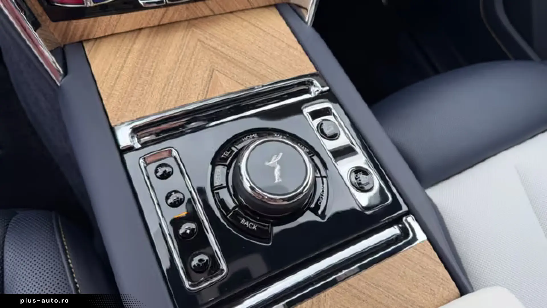 Rolls-Royce Cullinan SERIES II CULLINAN PACK