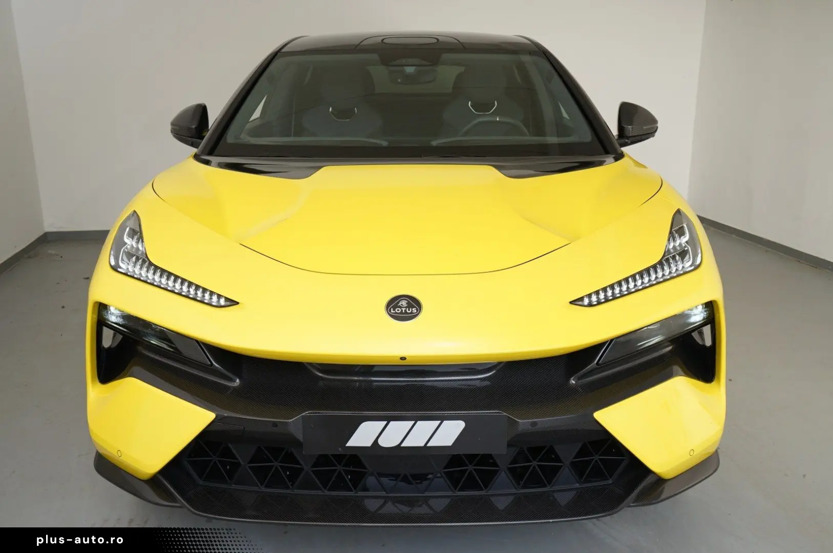 LOTUS Eletre R Komfortsitze   KEF   Highway Assist