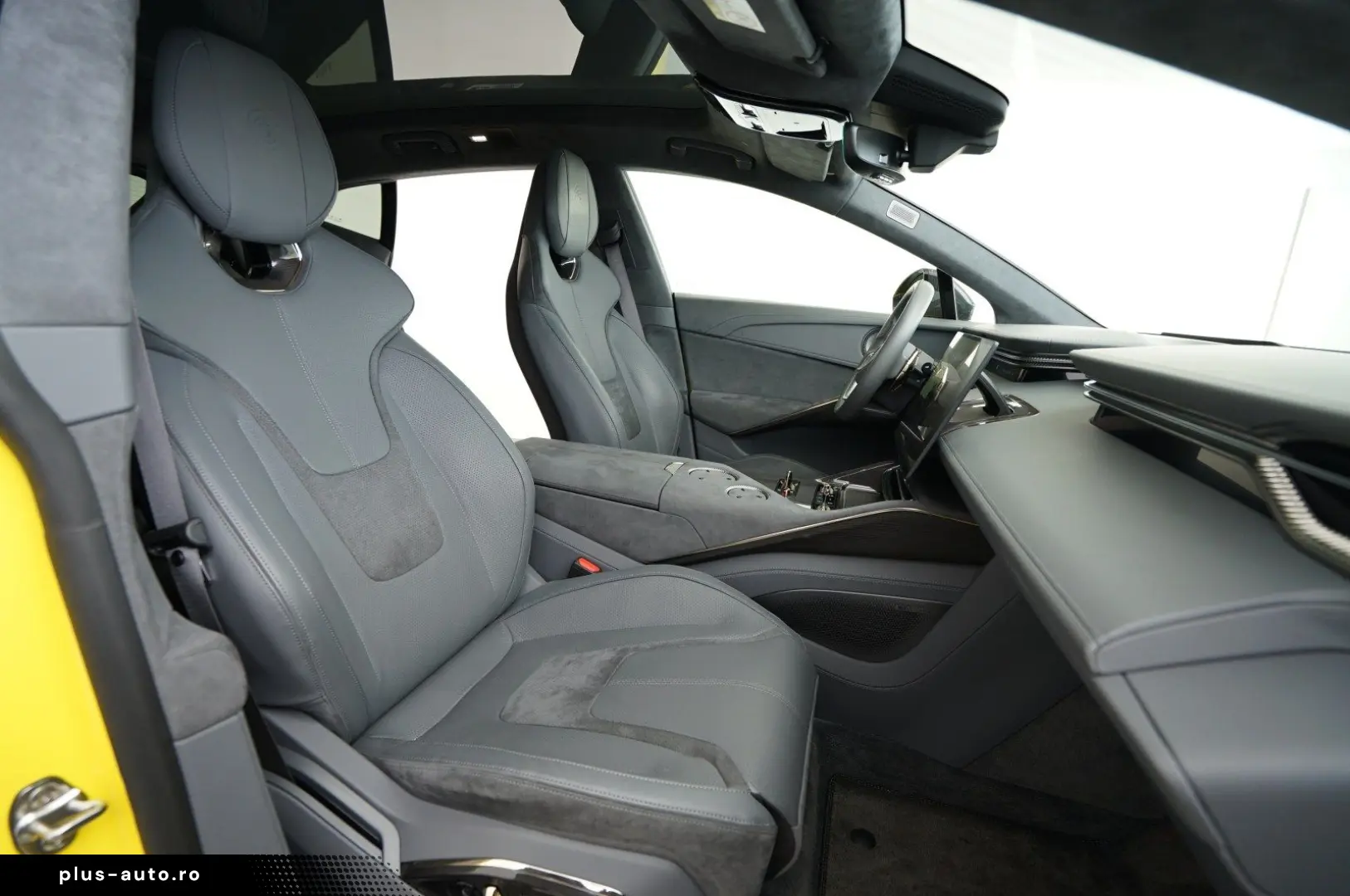 LOTUS Eletre R Komfortsitze   KEF   Highway Assist