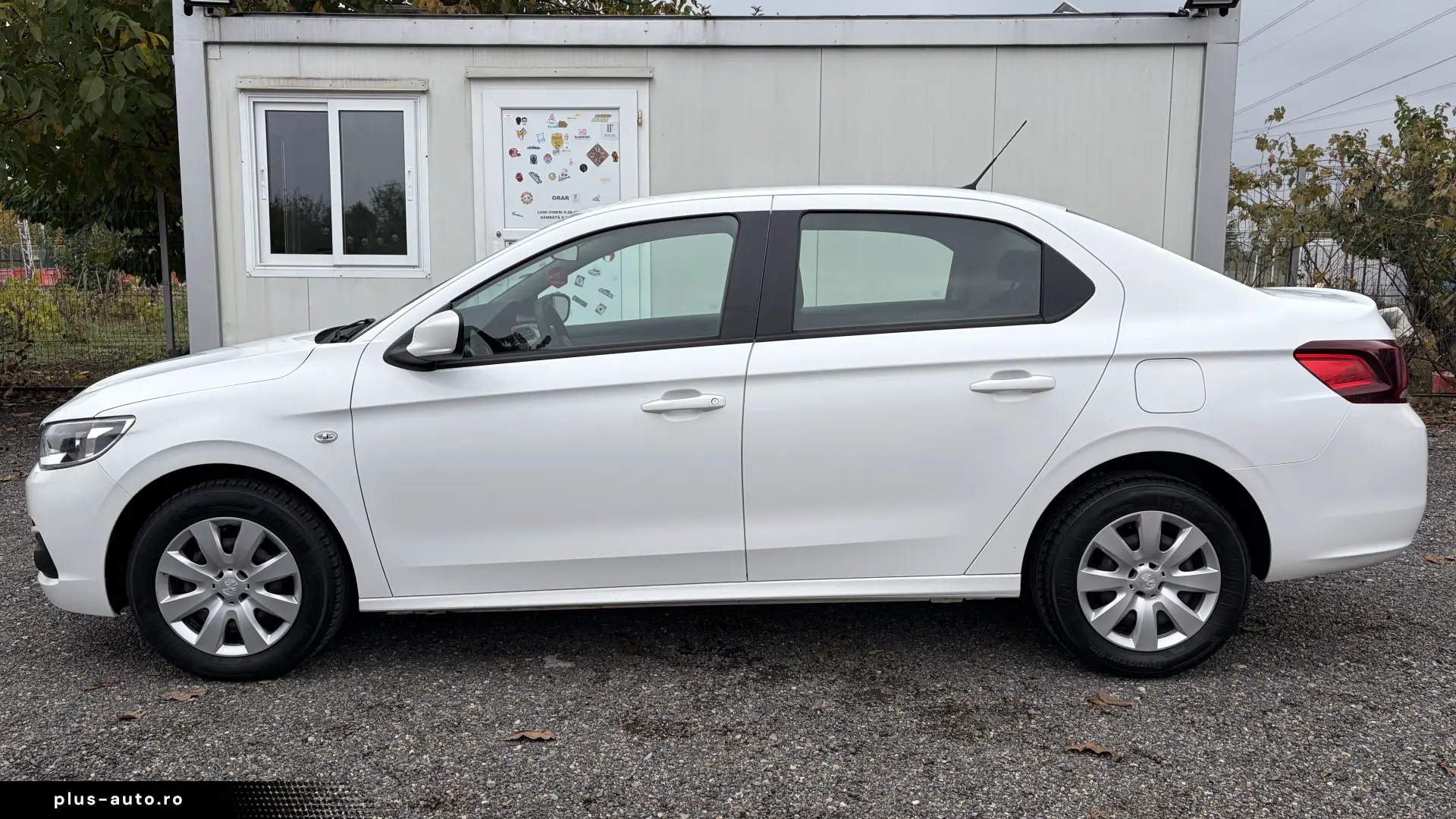 PEUGEOT 301