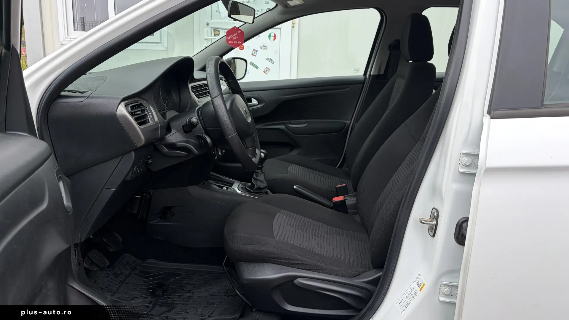 PEUGEOT 301