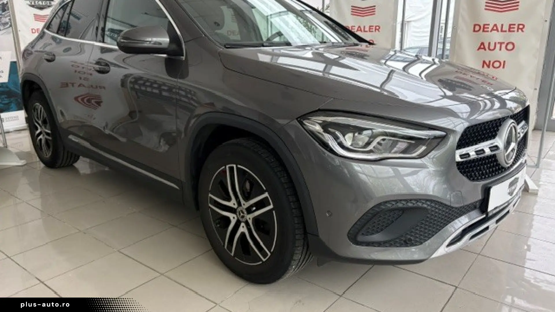 Mercedes-Benz GLA 180 Echipare Luxury Edition