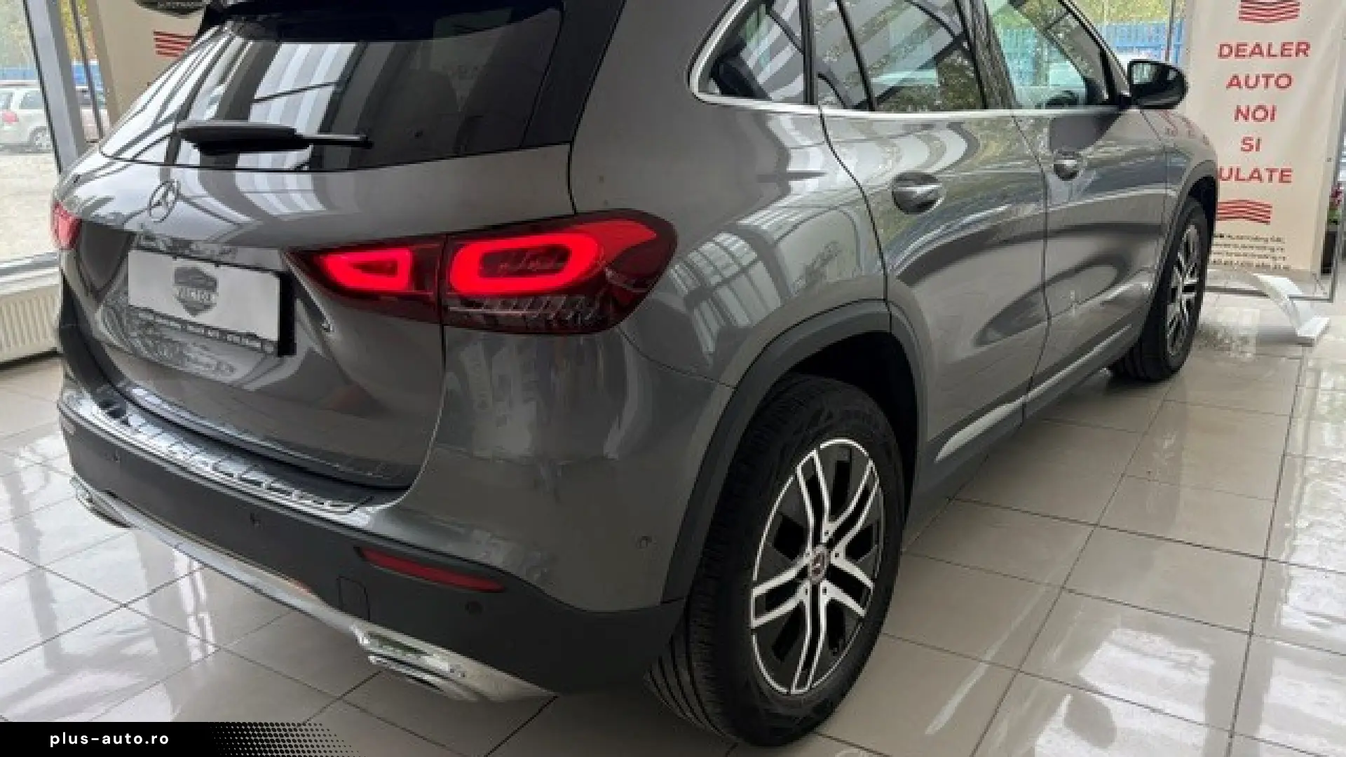 Mercedes-Benz GLA 180 Echipare Luxury Edition