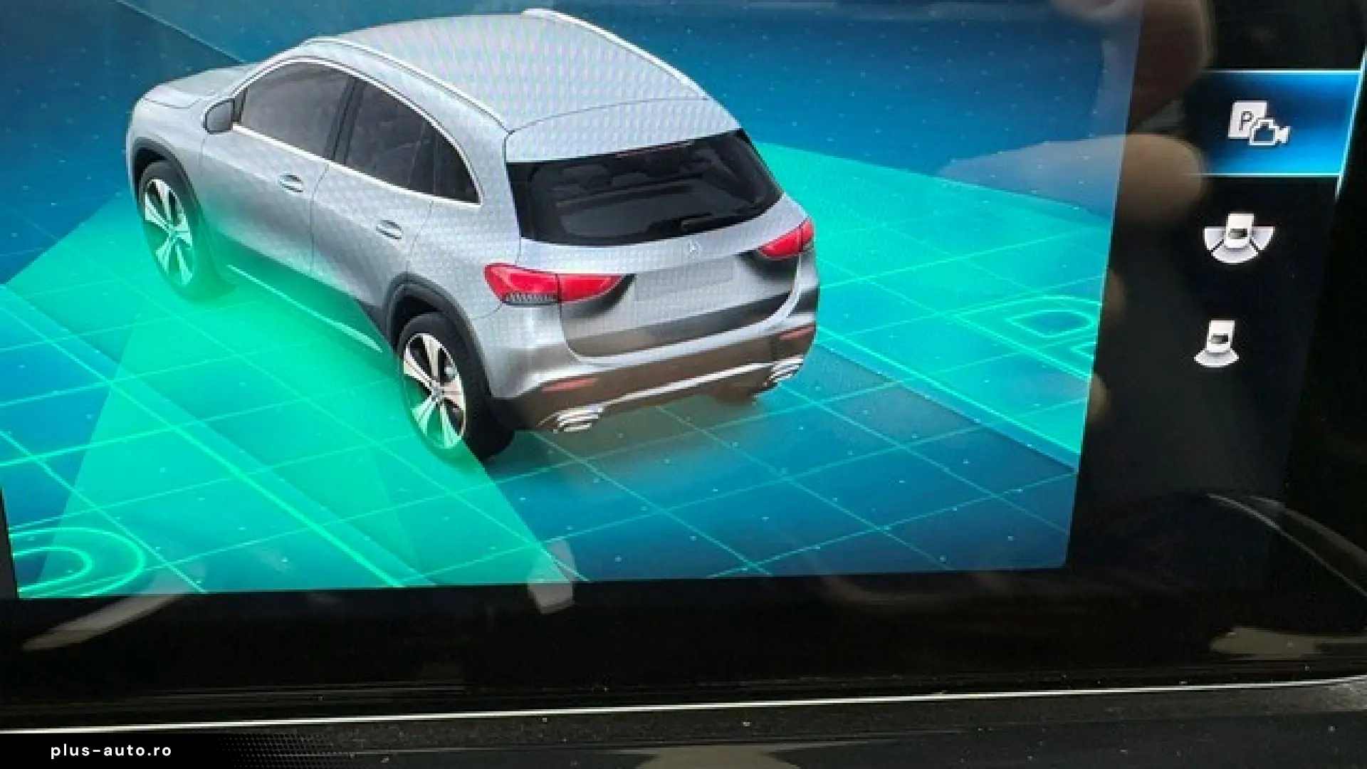 Mercedes-Benz GLA 180 Echipare Luxury Edition