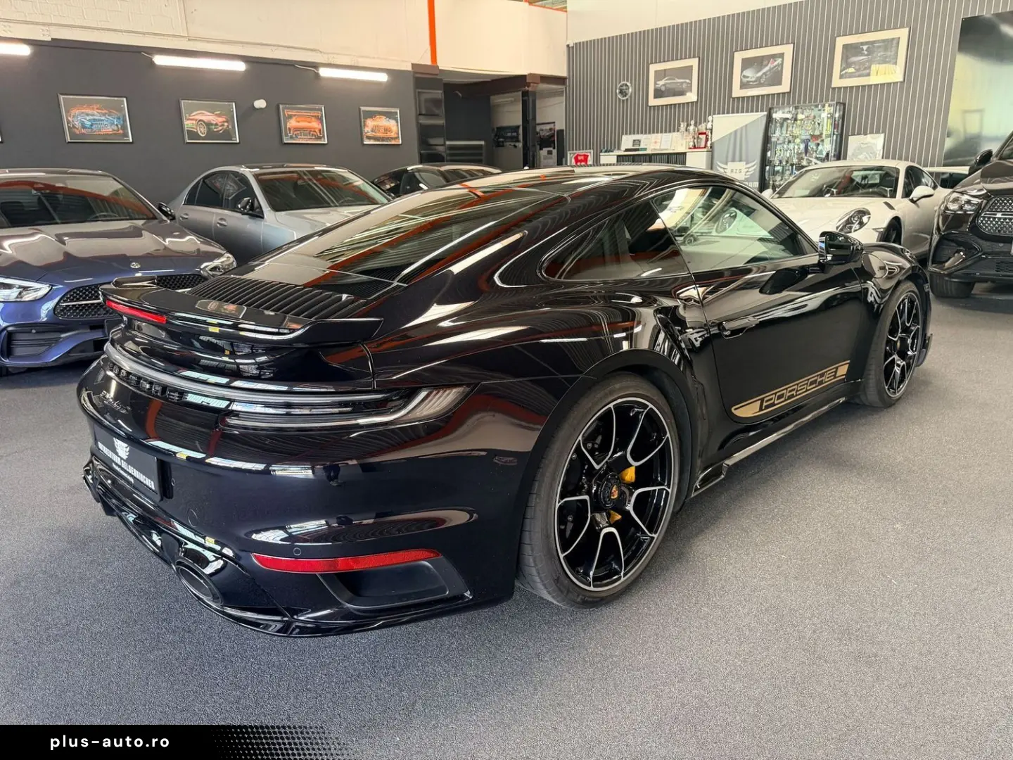 PORSCHE 992 Turbo S CARBON AERO MATRIX KERAMIK BURMESTER