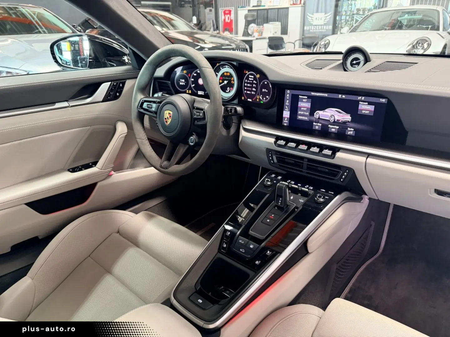 PORSCHE 992 Turbo S CARBON AERO MATRIX KERAMIK BURMESTER