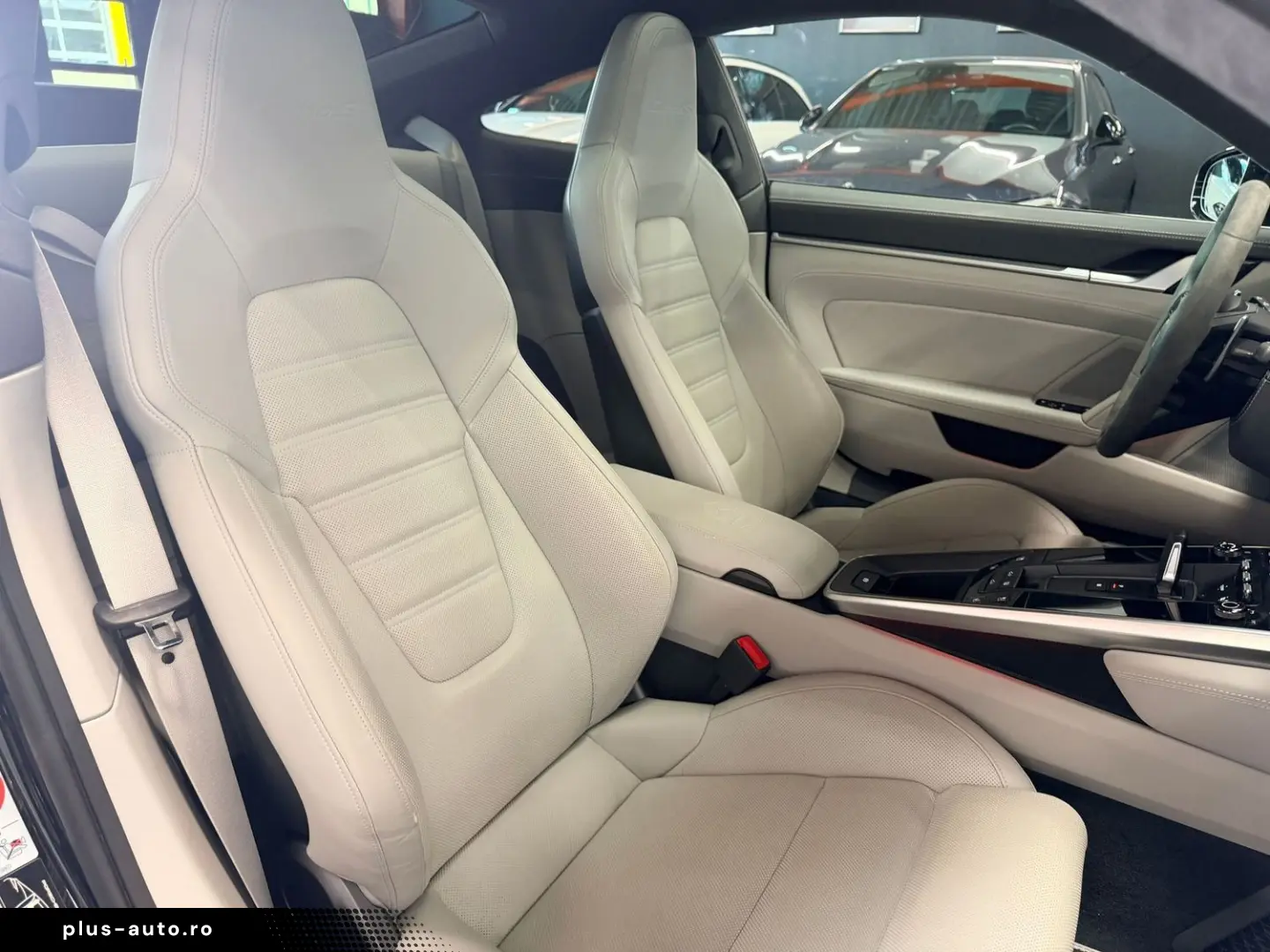 PORSCHE 992 Turbo S CARBON AERO MATRIX KERAMIK BURMESTER
